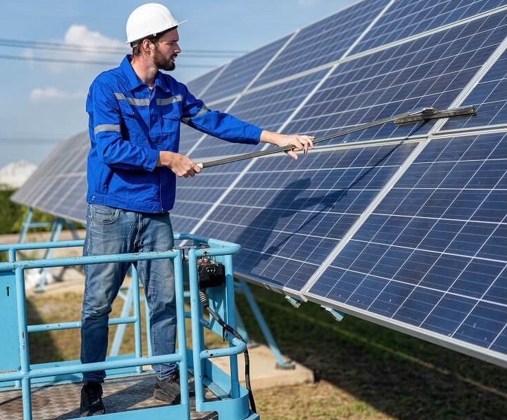 Solar Panel Cleaning Services